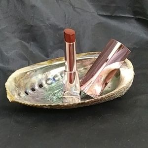 Maybelline Shine Lipstick Shade 130 Color Spicy Sangria